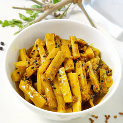 Riwaiti Chaska Pack | Lahori Lasoora Pickle & Moringa Pickle