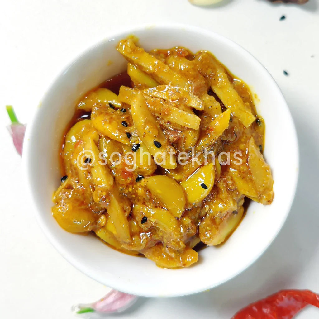 Lahsan Adrak Pickle (Lahsan Adrak Achar)