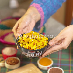 Desi Lahsan Pickle (Desi Lahsan Achar)
